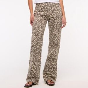 Abercrombie & Fitch The 90s Relaxed High Rise Jeans : 26/2R